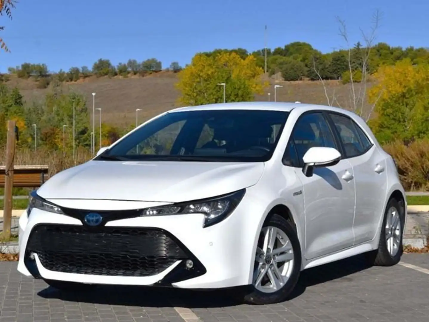 Toyota Corolla 2.0 180H STYLE ECVT Blanco - 2