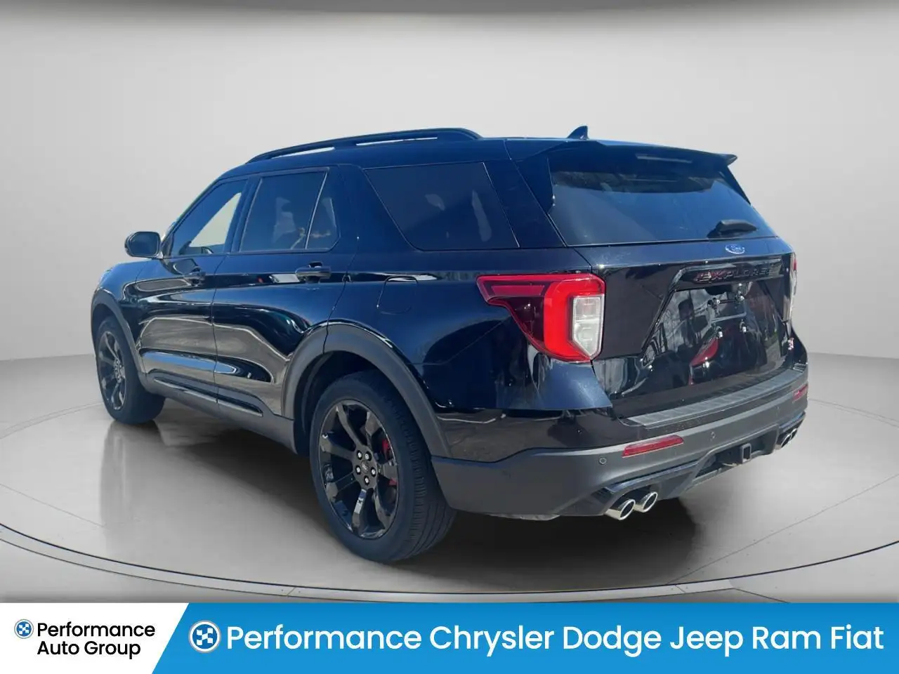 Ford Explorer снимка Ford Explorer