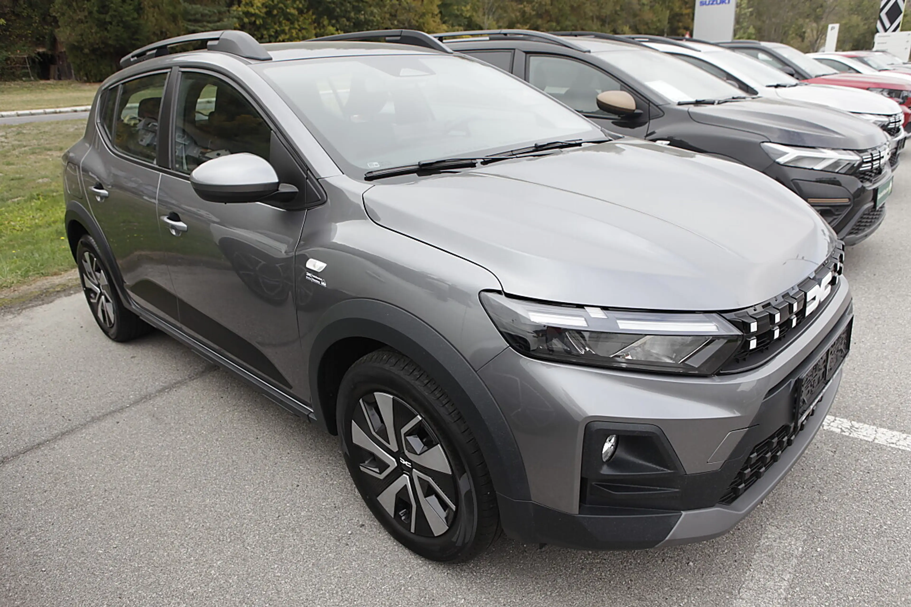 Dacia Sandero Stepway Expression TCe 110 — photo 2