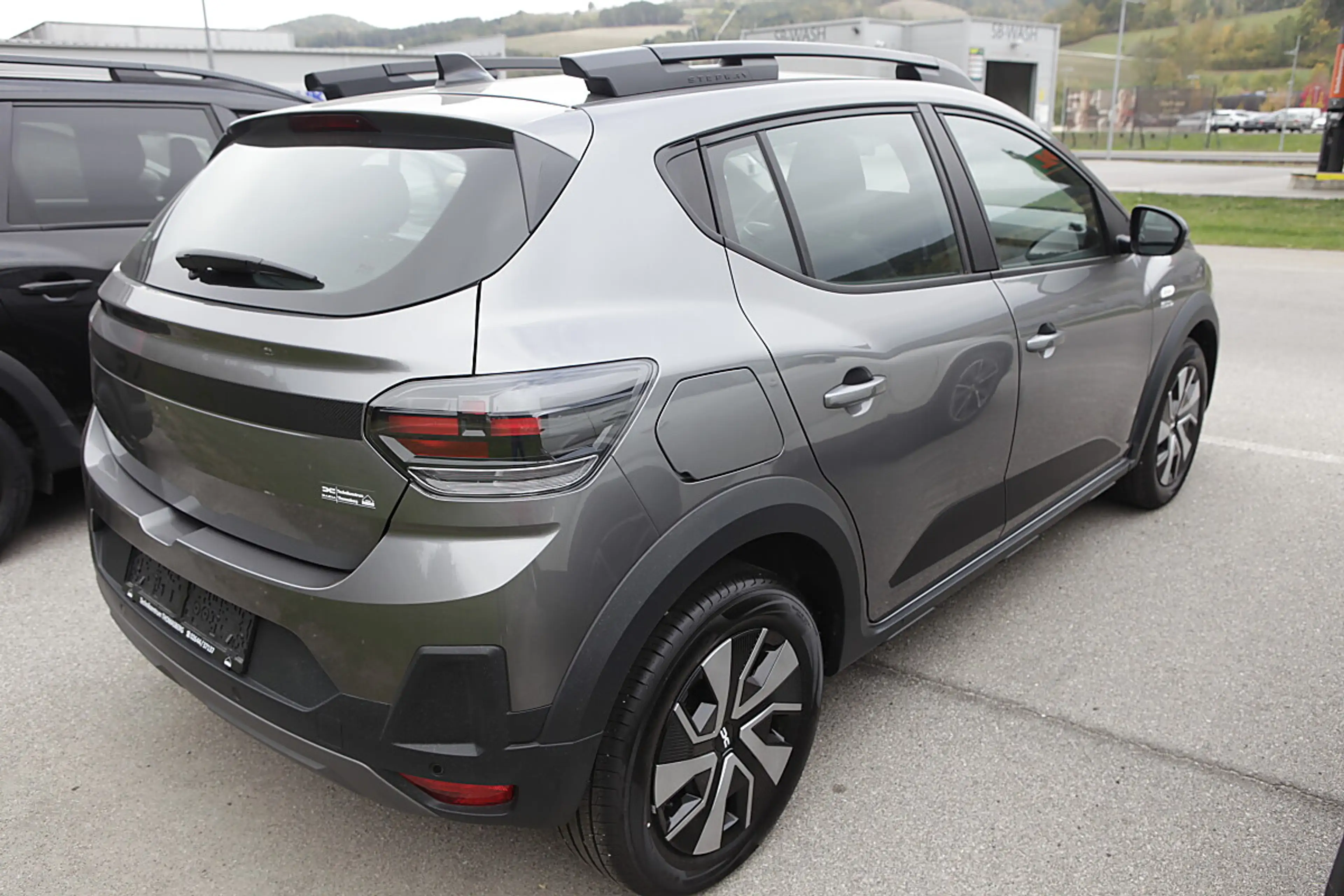 Dacia Sandero Stepway Expression TCe 110 — photo 3
