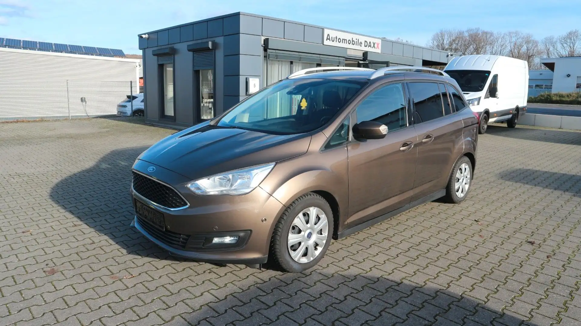 Ford Grand C-Max Grand C-MAX 1.0 EcoBoost Business Edition Bruin - 1