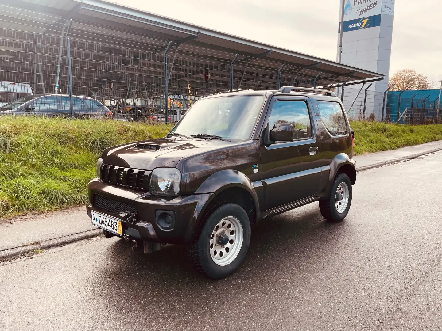 Suzuki Jimny Jimny Automatik Comfort smeđa - 2