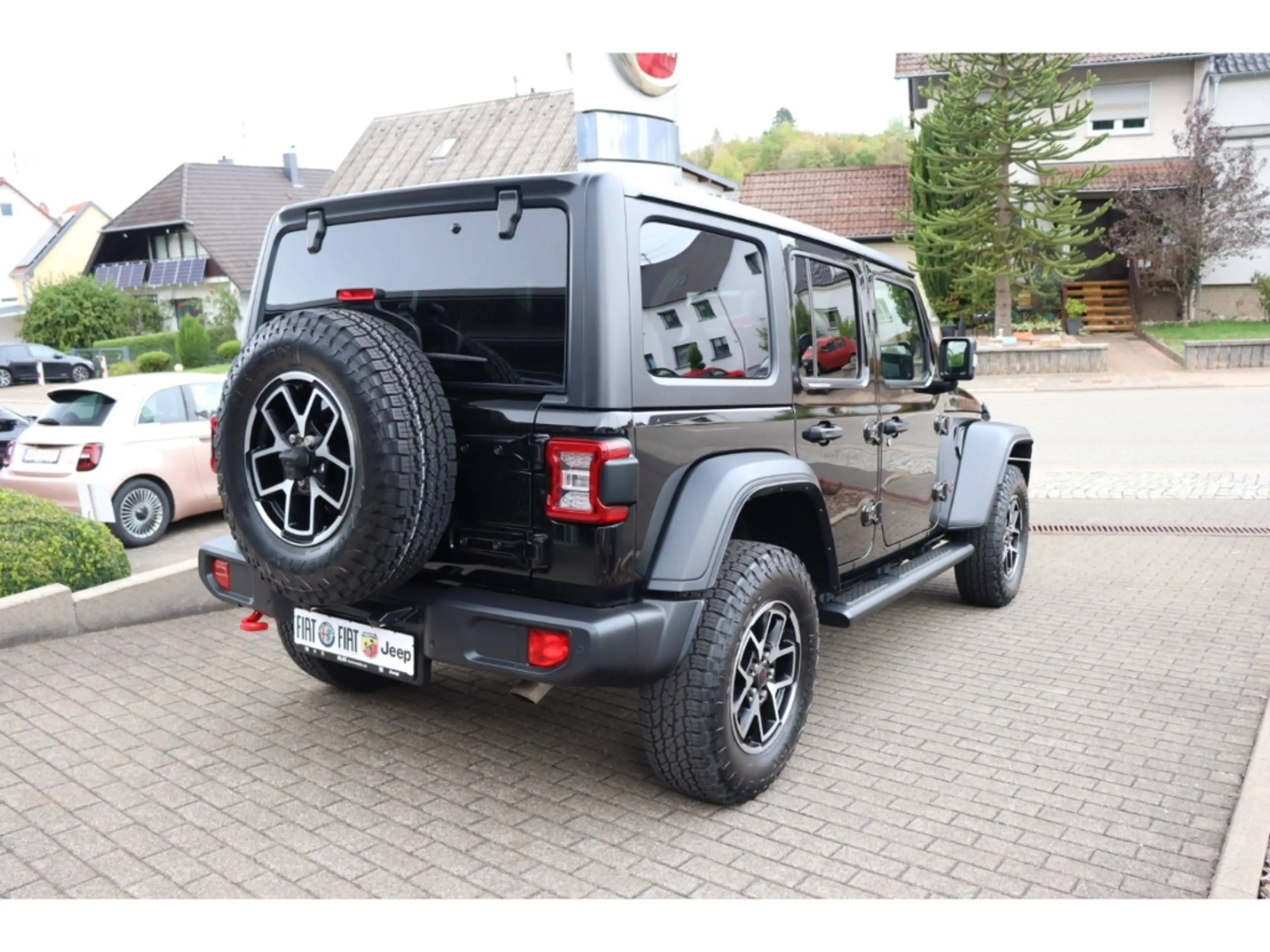 Jeep Wrangler UNLIMITED RUBICON 2.0l T-GDI 272 PS — photo 3