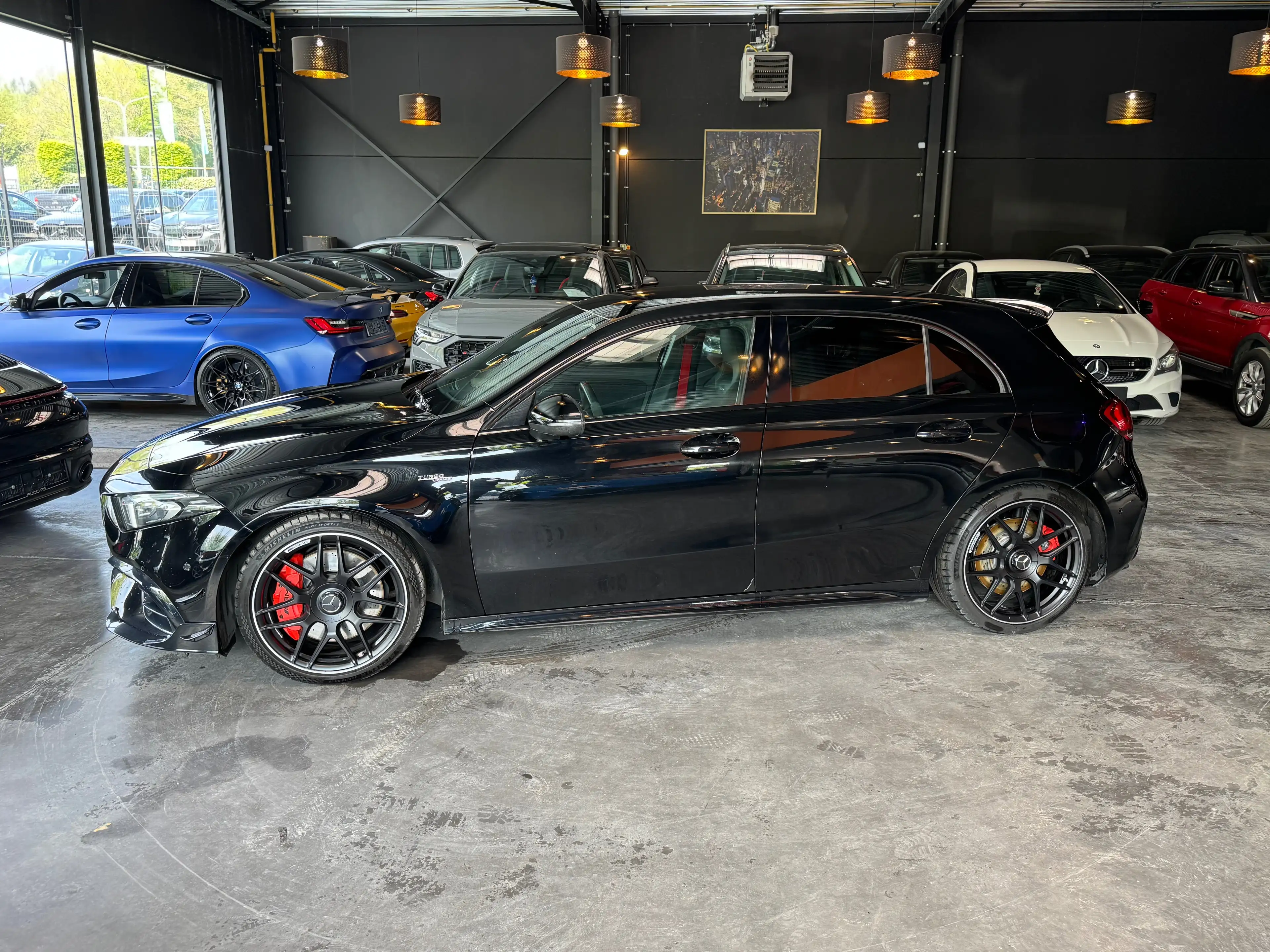 Mercedes-Benz A 45 AMG 4-Matic+ - Tête haute - Burmester - Garantie — photo 5