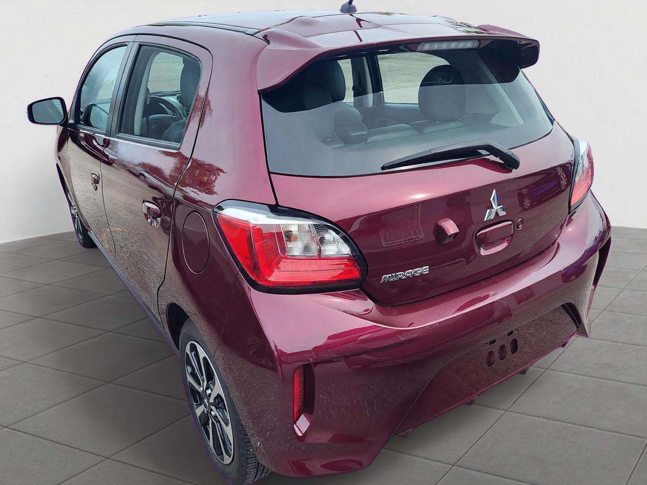 2024 Mitsubishi Mirage — снимка 1