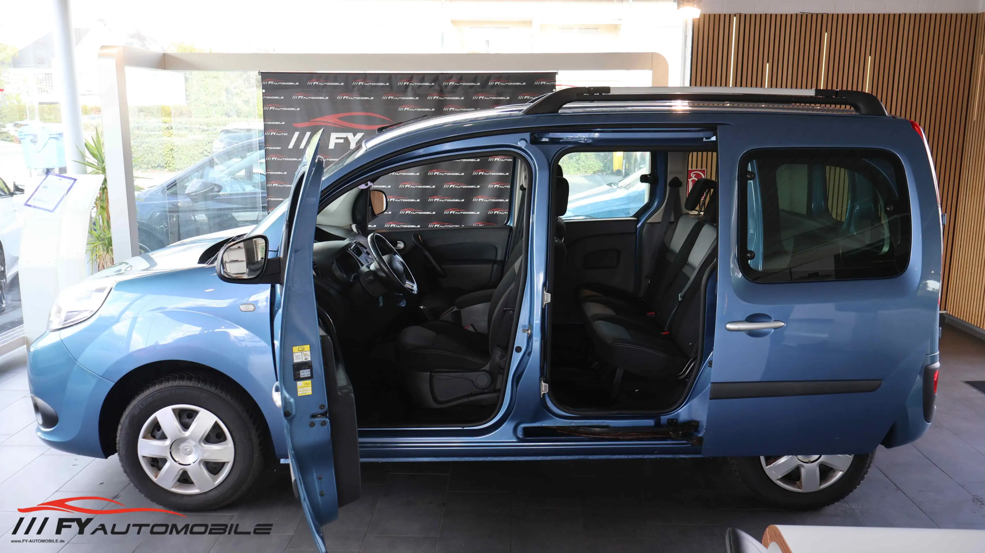 Renault Kangoo Limited* ECO* Klima* 8xBereift* AHK* — photo 3