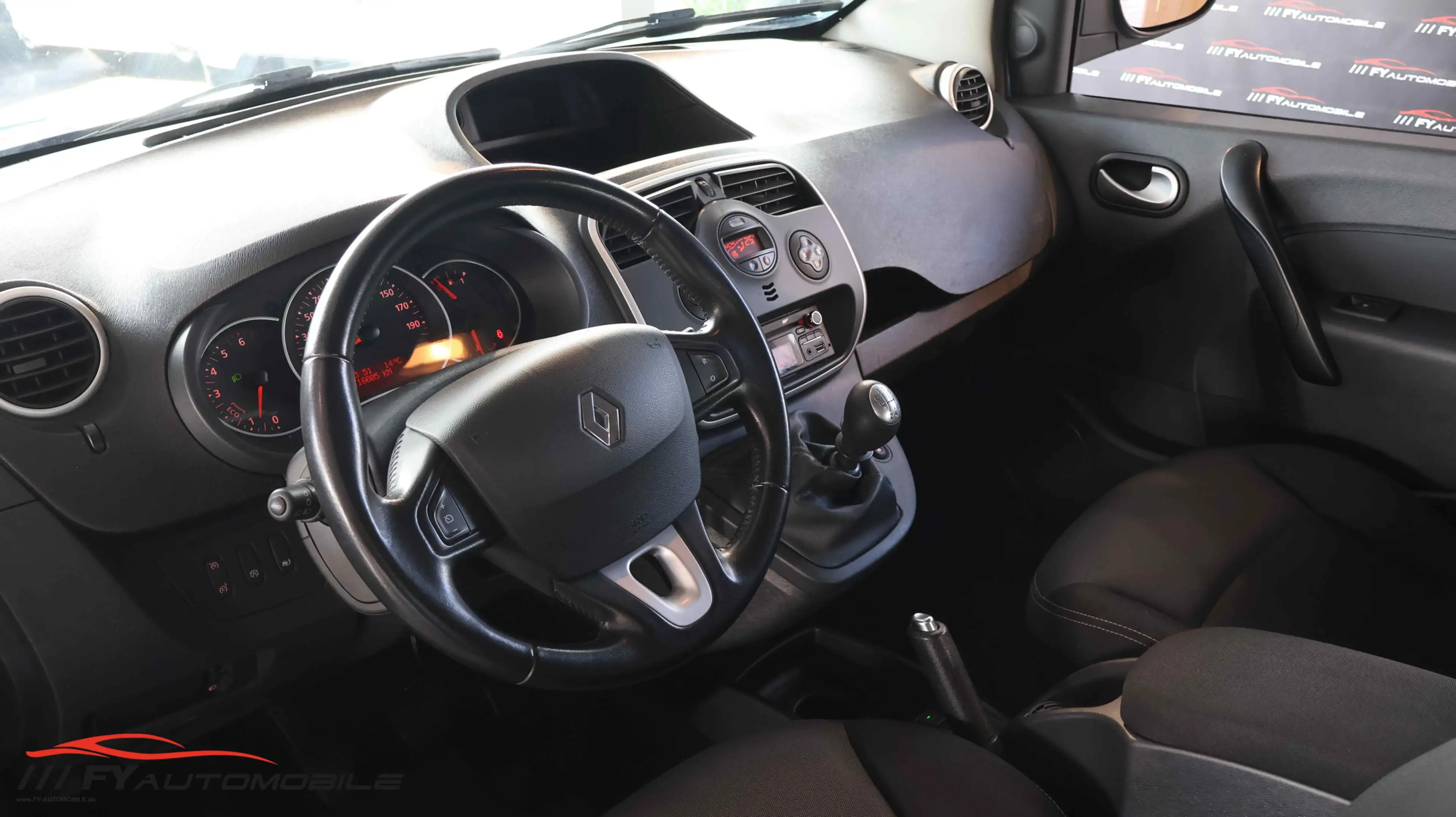 Renault Kangoo Limited* ECO* Klima* 8xBereift* AHK* — photo 11