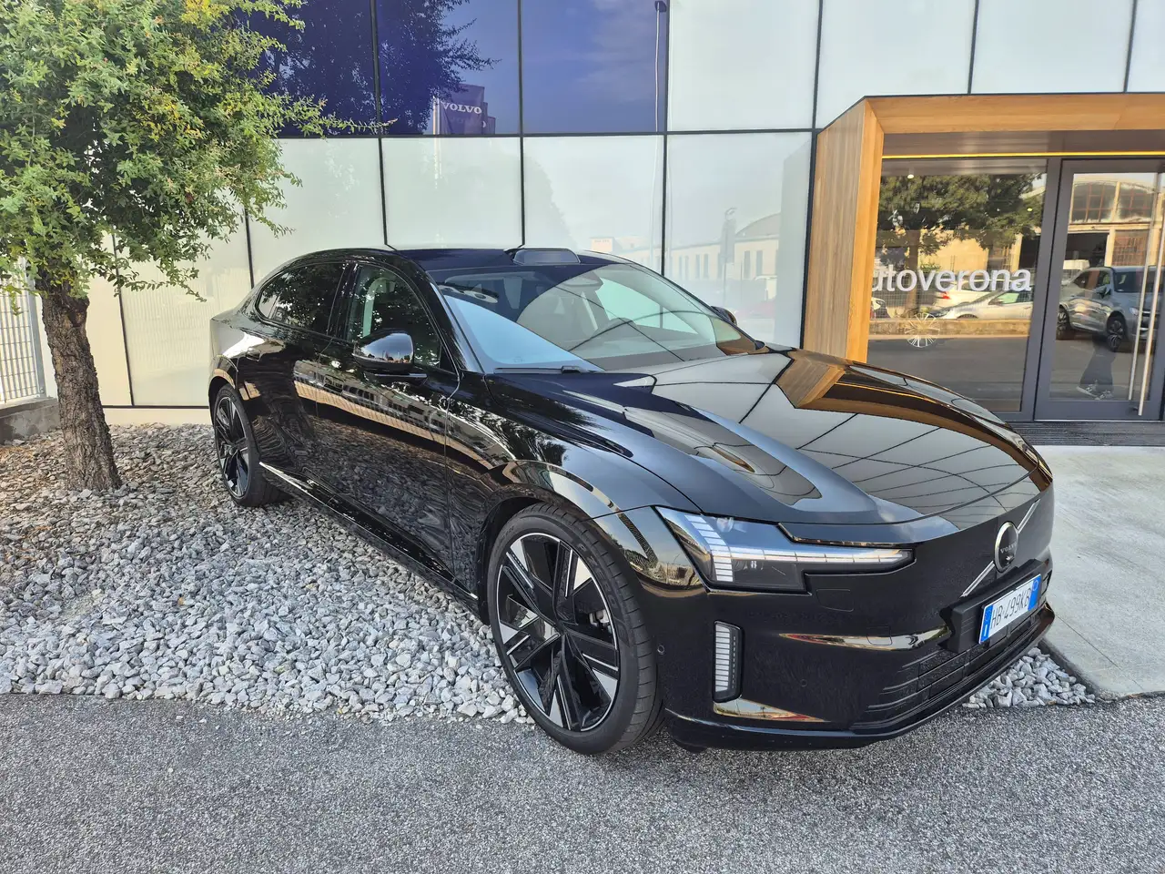 Volvo ES90 2026