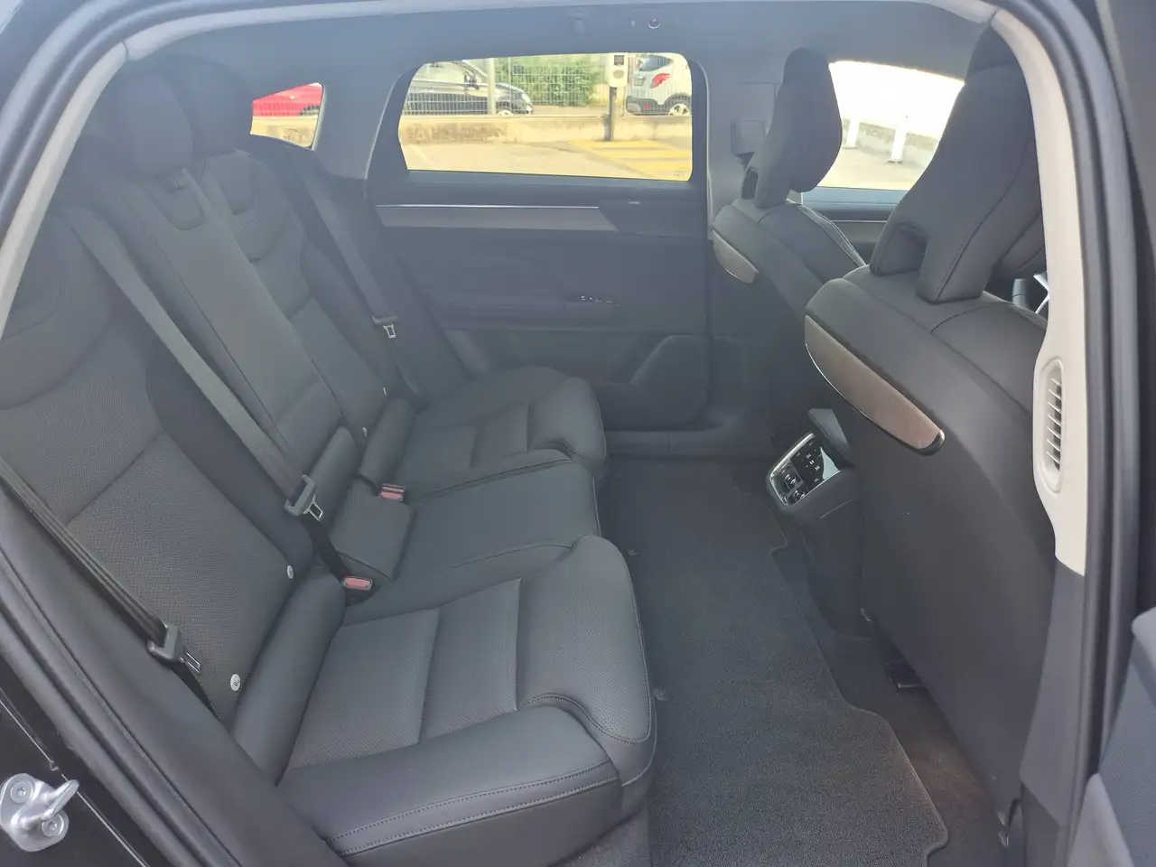 Volvo ES90 2026 — фото 10