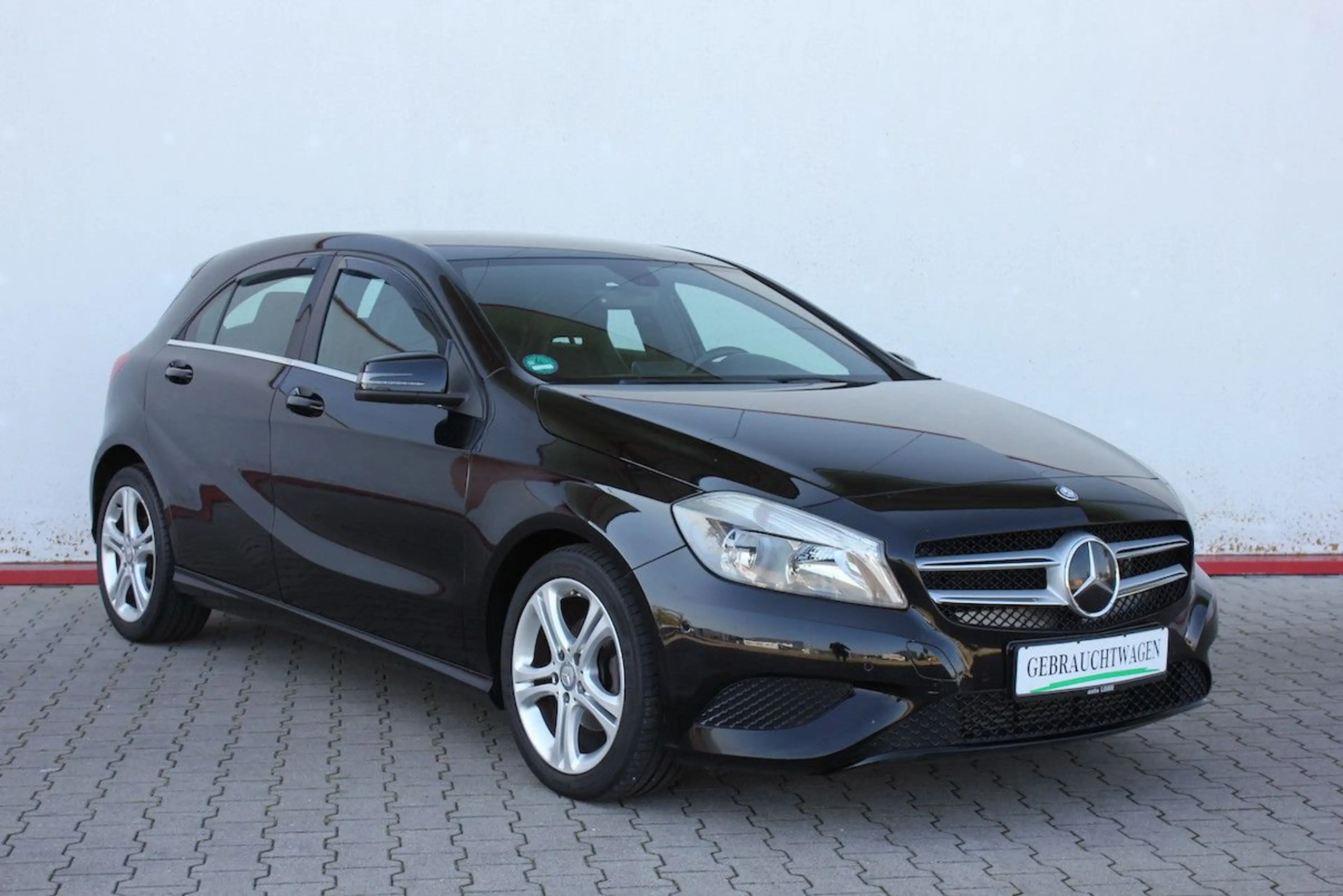 Mercedes-Benz A 180 CDI BlueEfficiency  Urban Automatik — photo 2