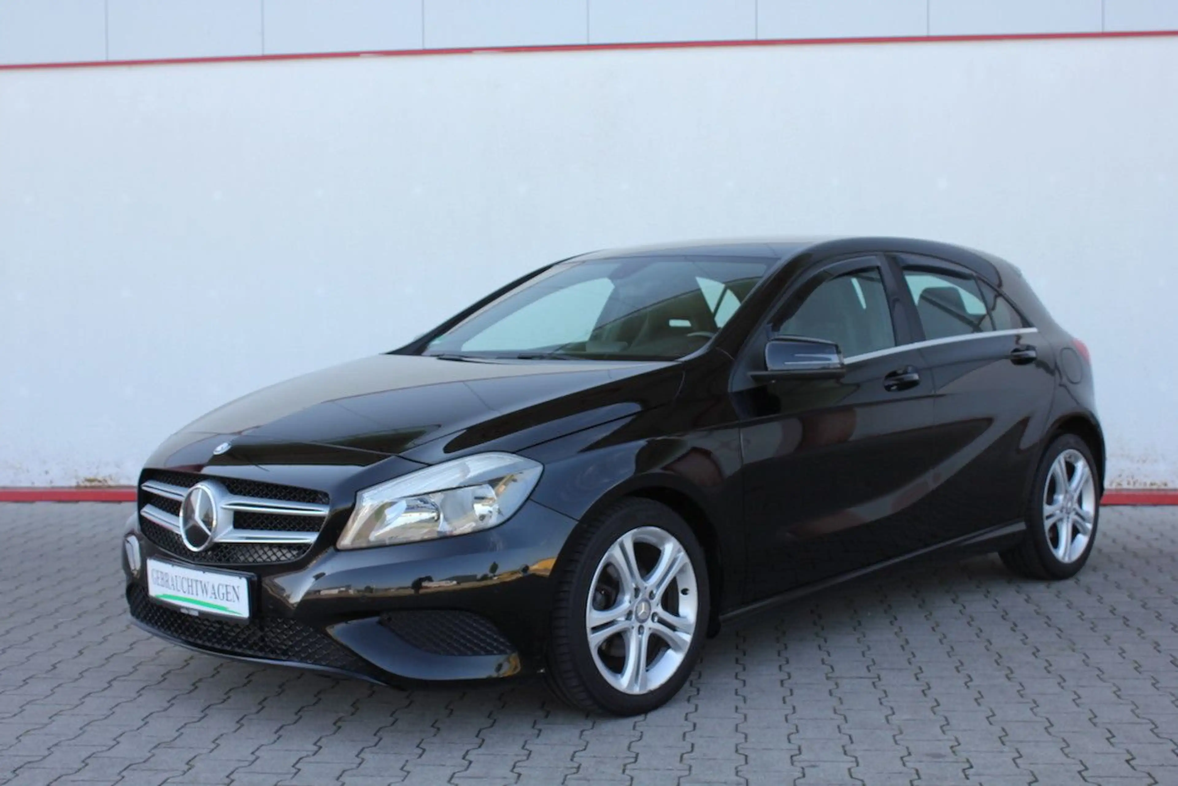 Mercedes-Benz A 180 CDI BlueEfficiency  Urban Automatik — photo 4