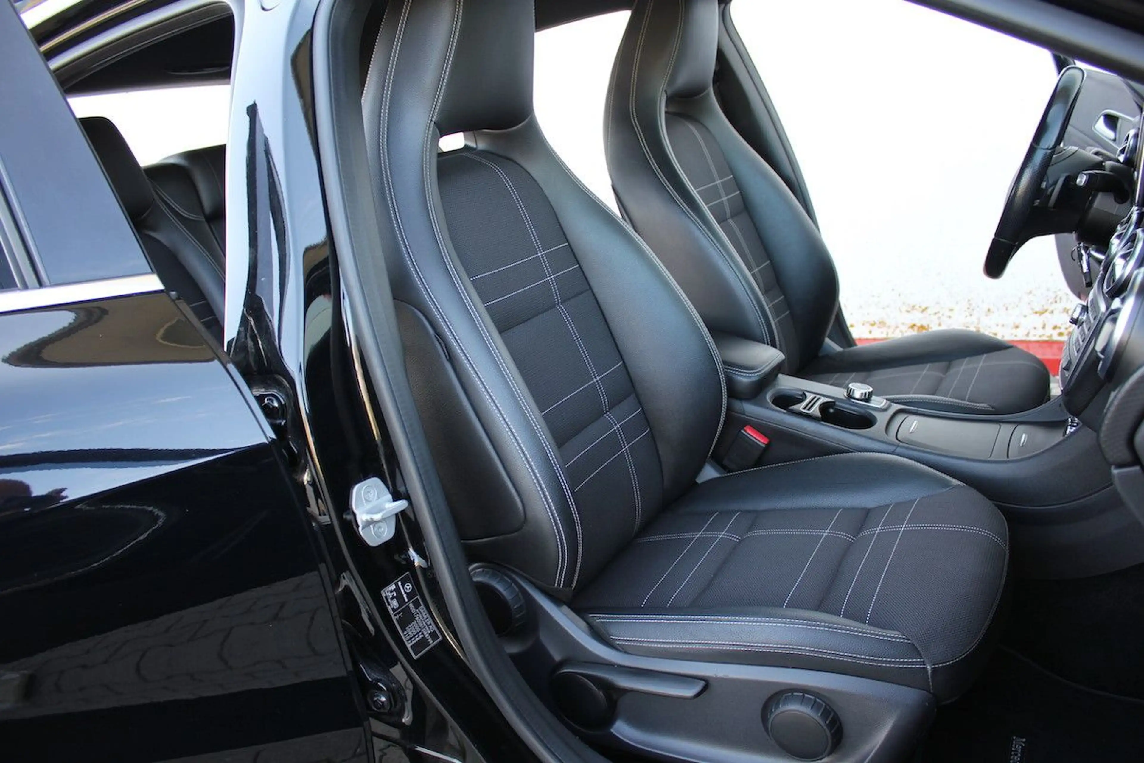 Mercedes-Benz A 180 CDI BlueEfficiency  Urban Automatik — photo 12