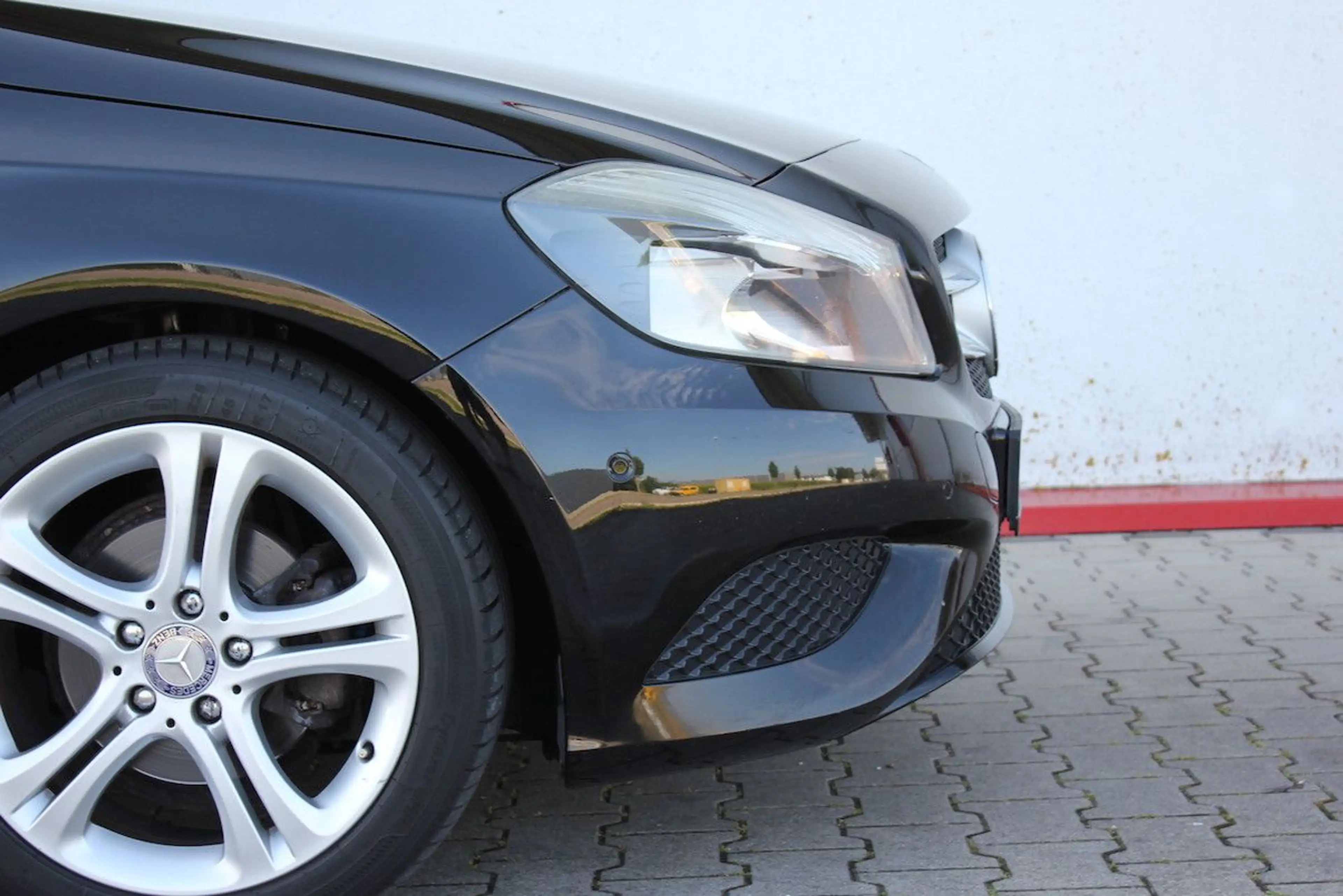 Mercedes-Benz A 180 CDI BlueEfficiency  Urban Automatik — photo 8