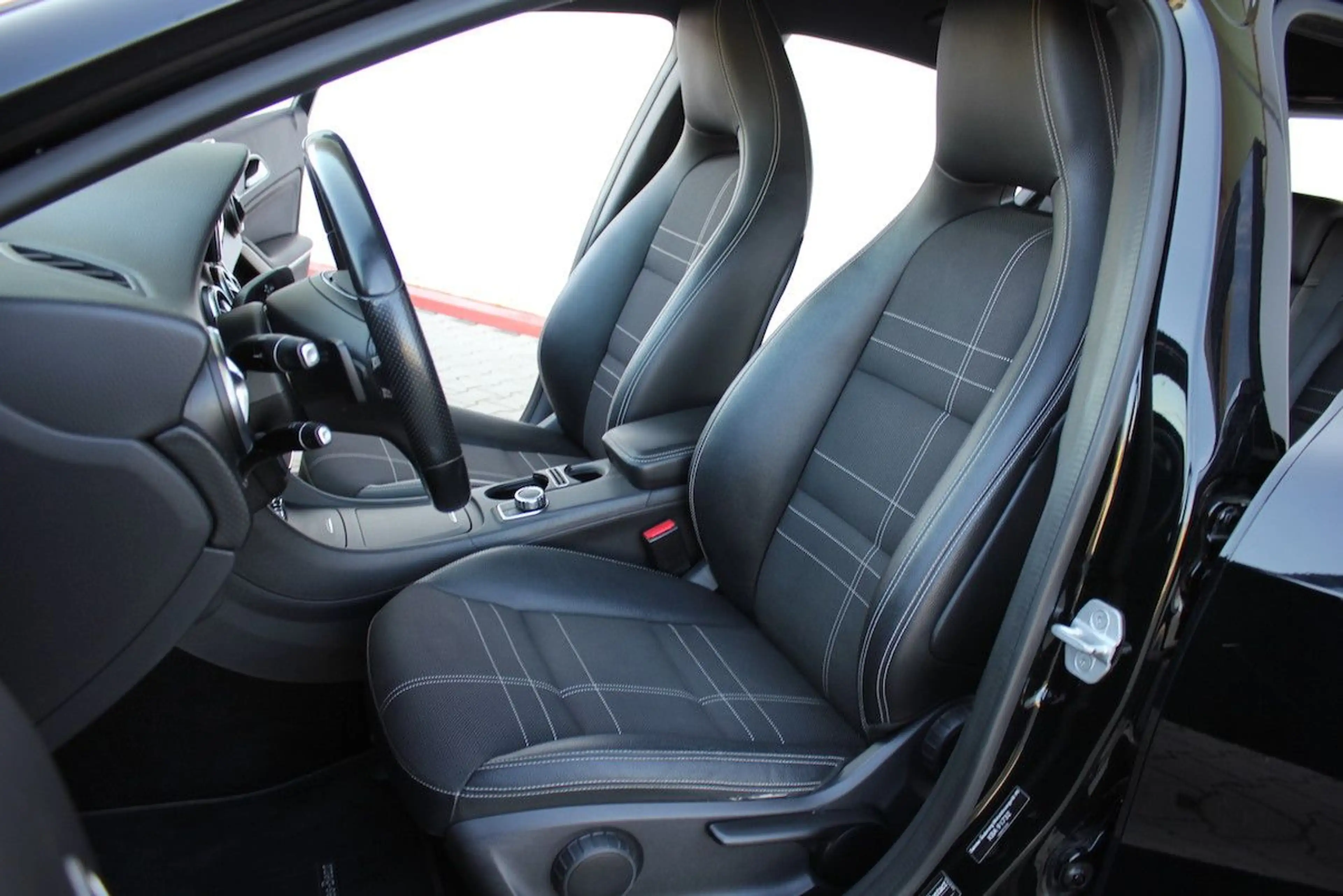 Mercedes-Benz A 180 CDI BlueEfficiency  Urban Automatik — photo 13