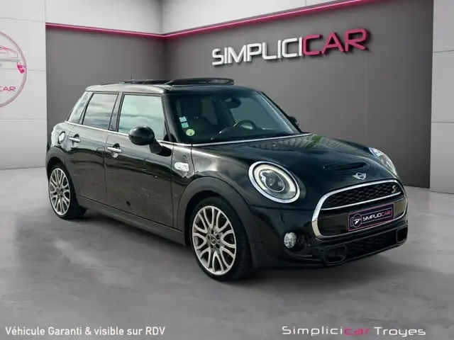 MINI One Seven