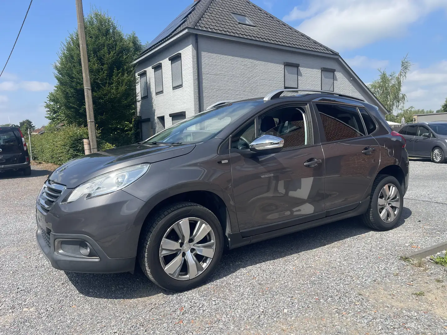 Peugeot 2008 BlueHDi ,Airco,Gps,Sensoren,82.000km.,1e eigenaar Grijs - 2