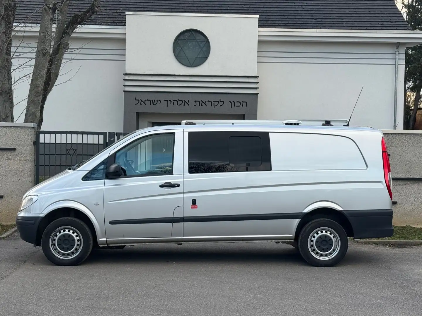 Mercedes-Benz Vito 111 4x4 Allrad /Automatik+MARKISE extralang Argintiu - 2