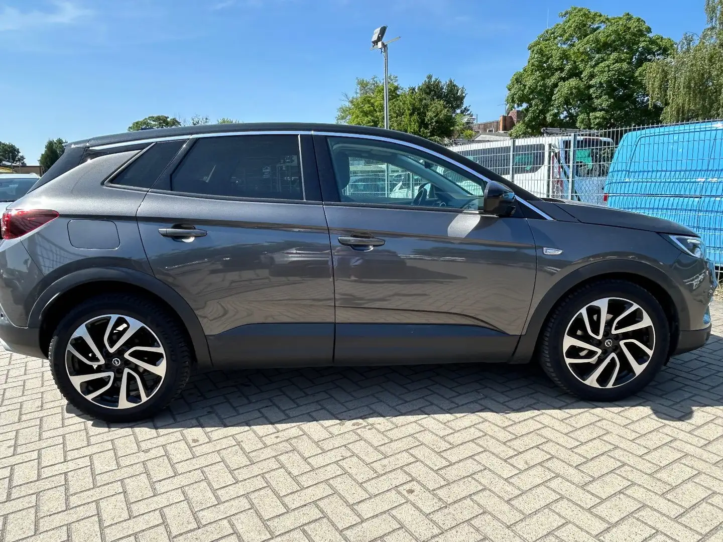 Opel Grandland X Ultimate Automatik Gris - 2