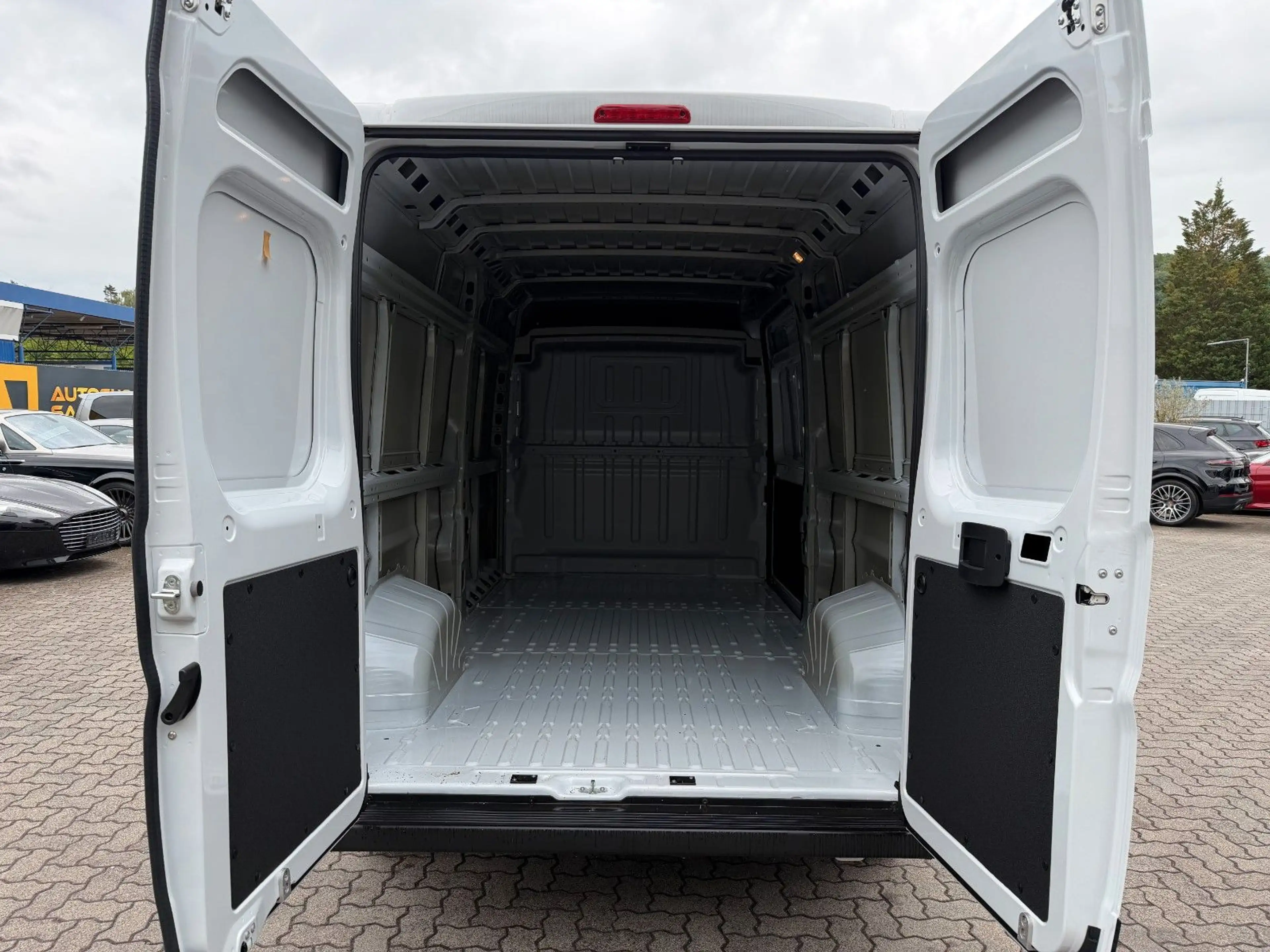 Citroen Jumper Hochraum L3H2 Facelift — photo 13