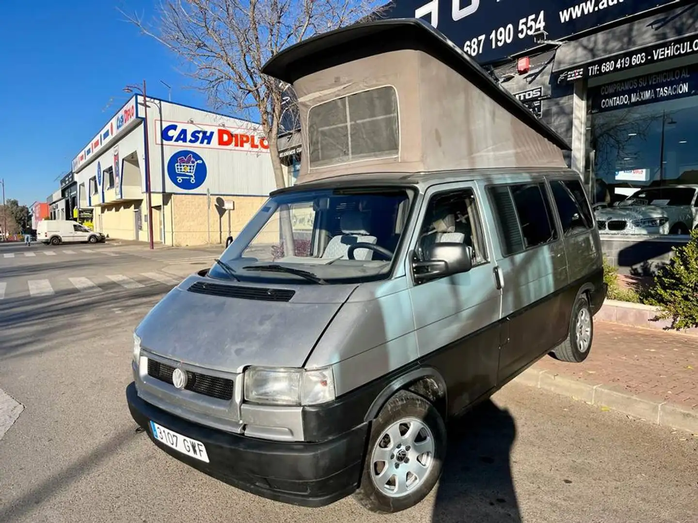 Volkswagen Transporter 2.4L WESTFALIA Grijs - 2