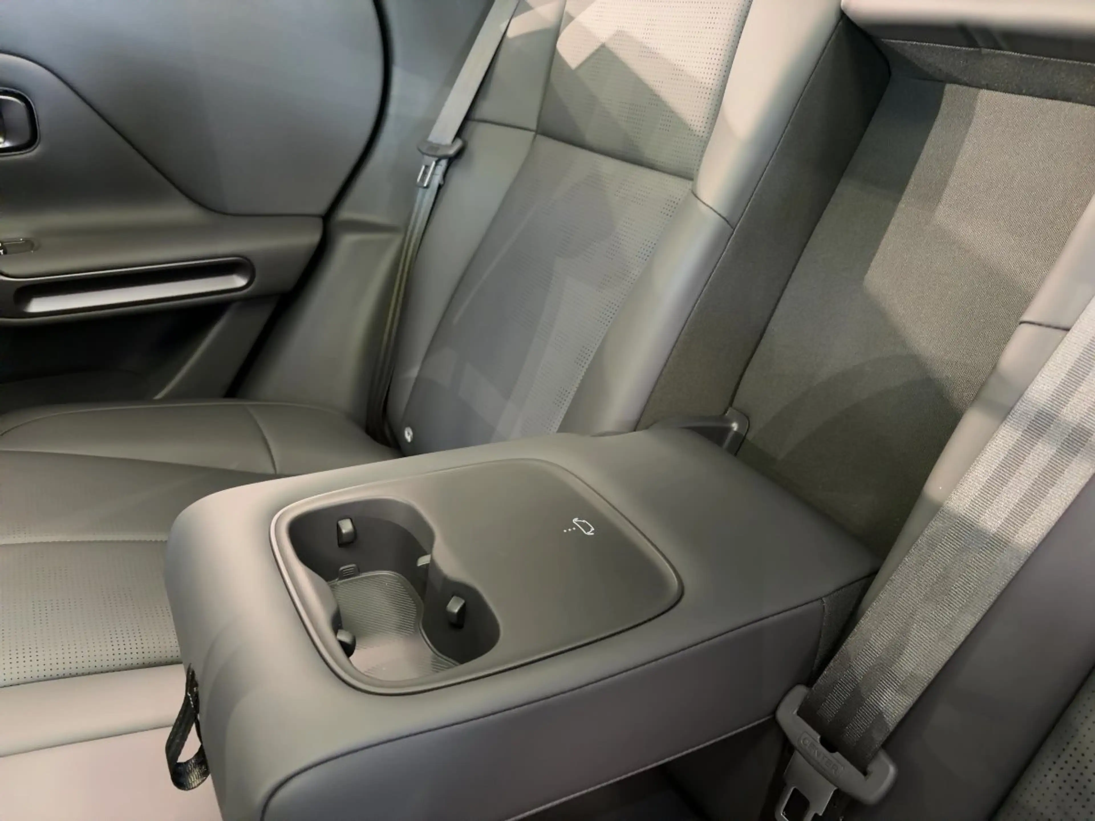 Leapmotor B05 67,1 kWh 400V BEV ACC NAVI SHZ CAR PLAY — photo 18