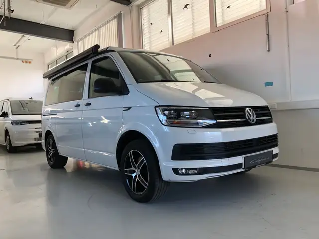 Volkswagen T6 California Coast + AHK + Climatronic + ACC.