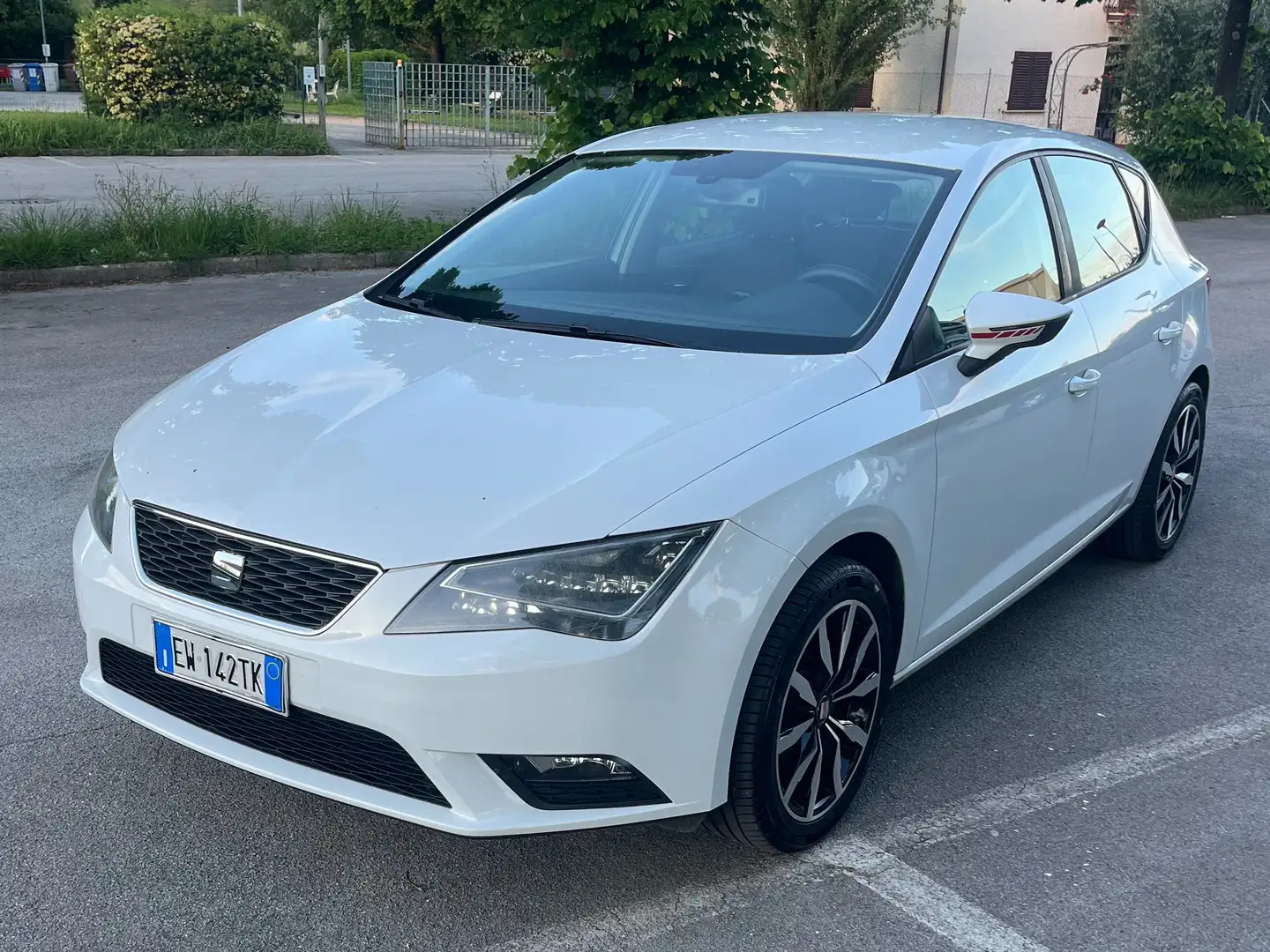 SEAT Leon Leon 5p 1.6 tdi cr Style s Bianco - 1