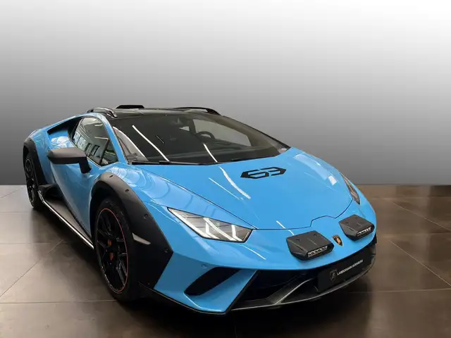 Lamborghini Huracan view 14
