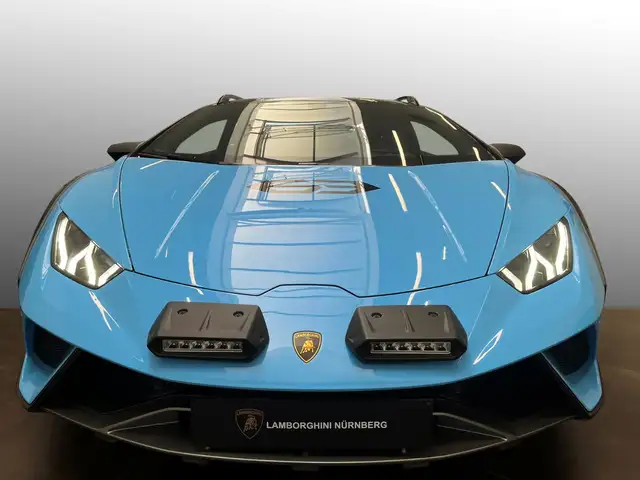 Lamborghini Huracan view 2