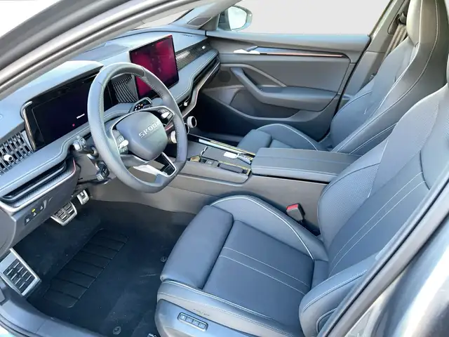 Skoda Superb Sportline iV TSI DSG Ansicht 6