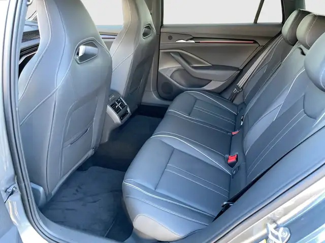 Skoda Superb Sportline iV TSI DSG Ansicht 8