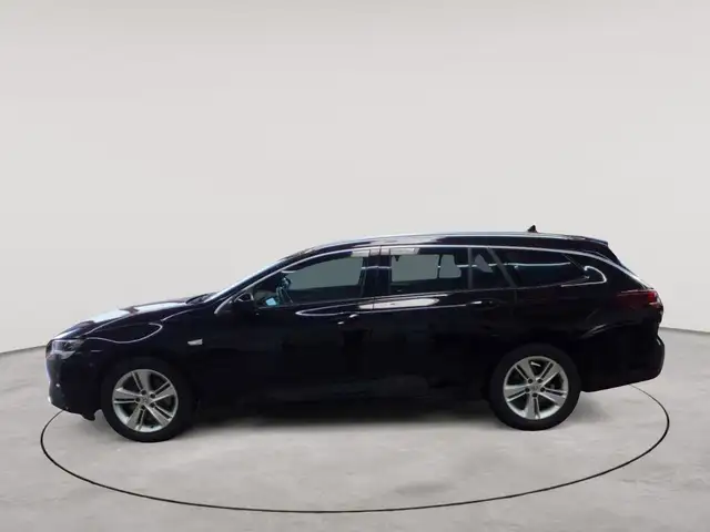 Opel Insignia view 6