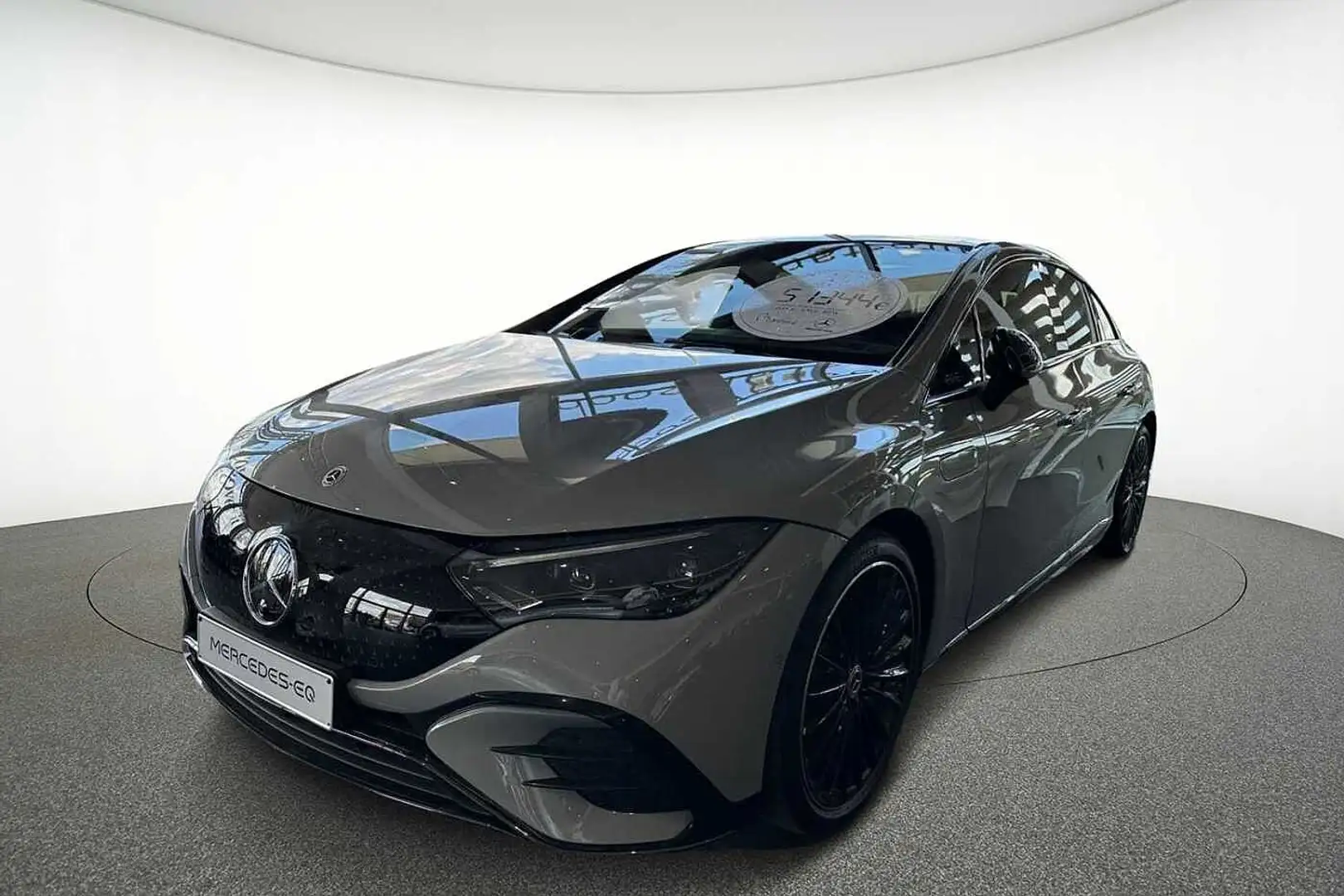 Mercedes-Benz EQE 300 Gris - 1