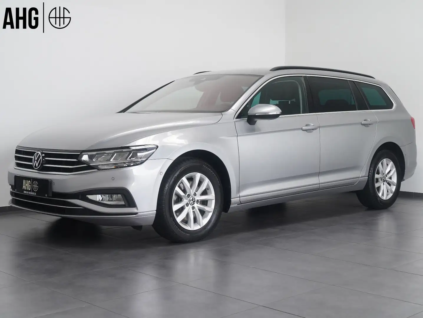 Volkswagen Passat Variant 2.0 TDI DSG Business LED/ACC/CAM Argent - 1