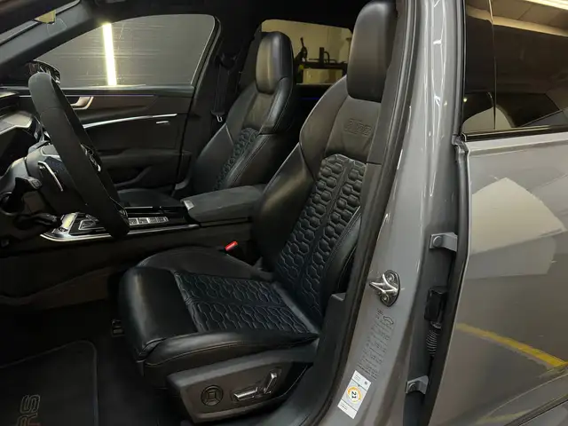 Audi RS6 view 5