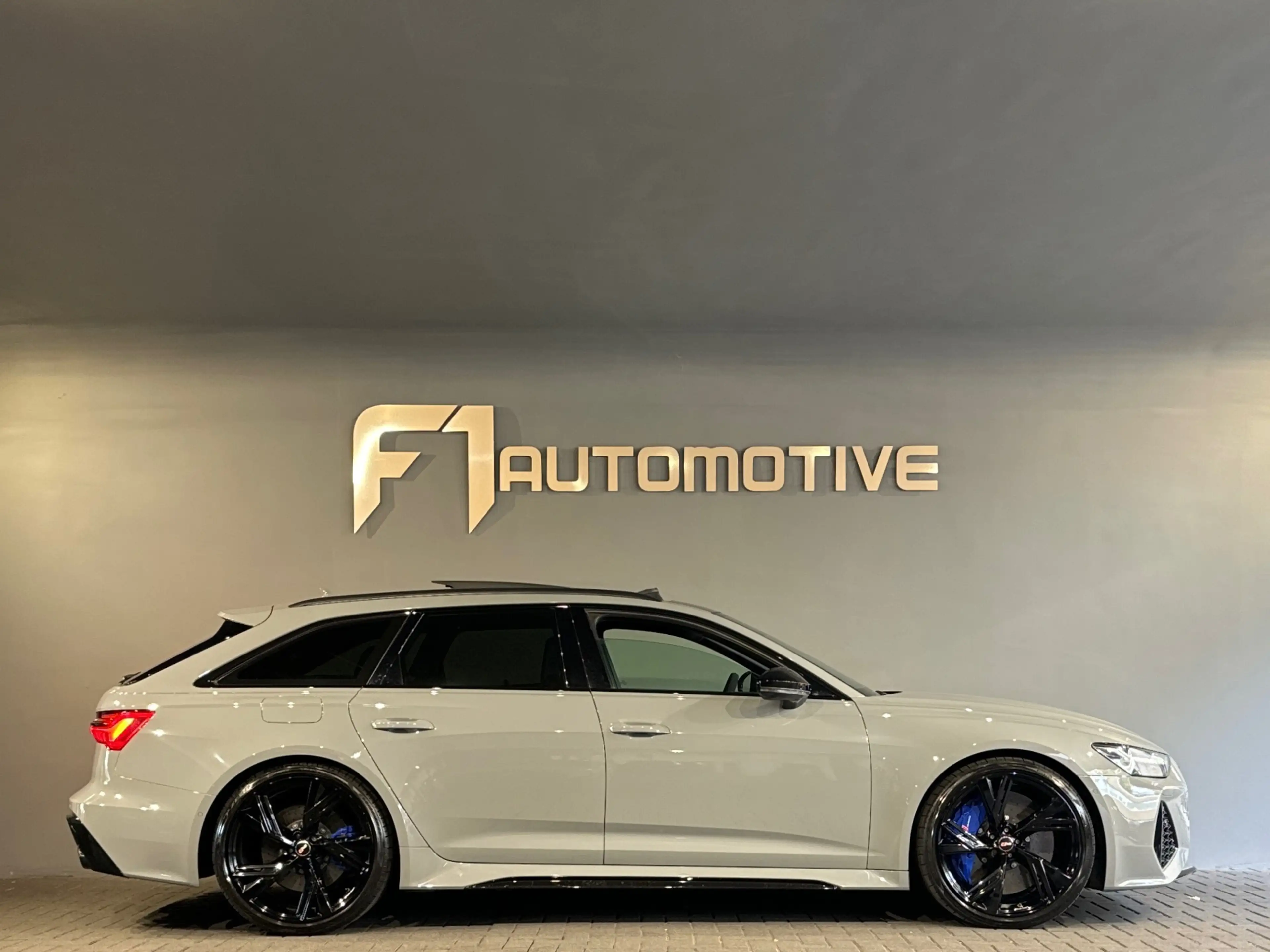 Audi RS6 4.0 TFSI 25Years Quattro Pano|Ceramic|HuD|B&O|Carb — photo 13