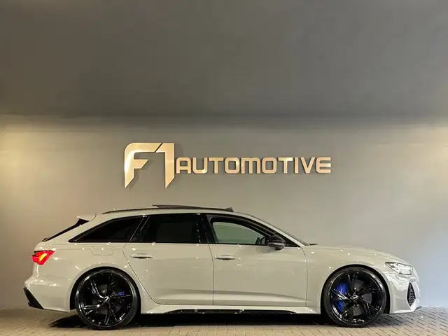 Audi RS6 view 13