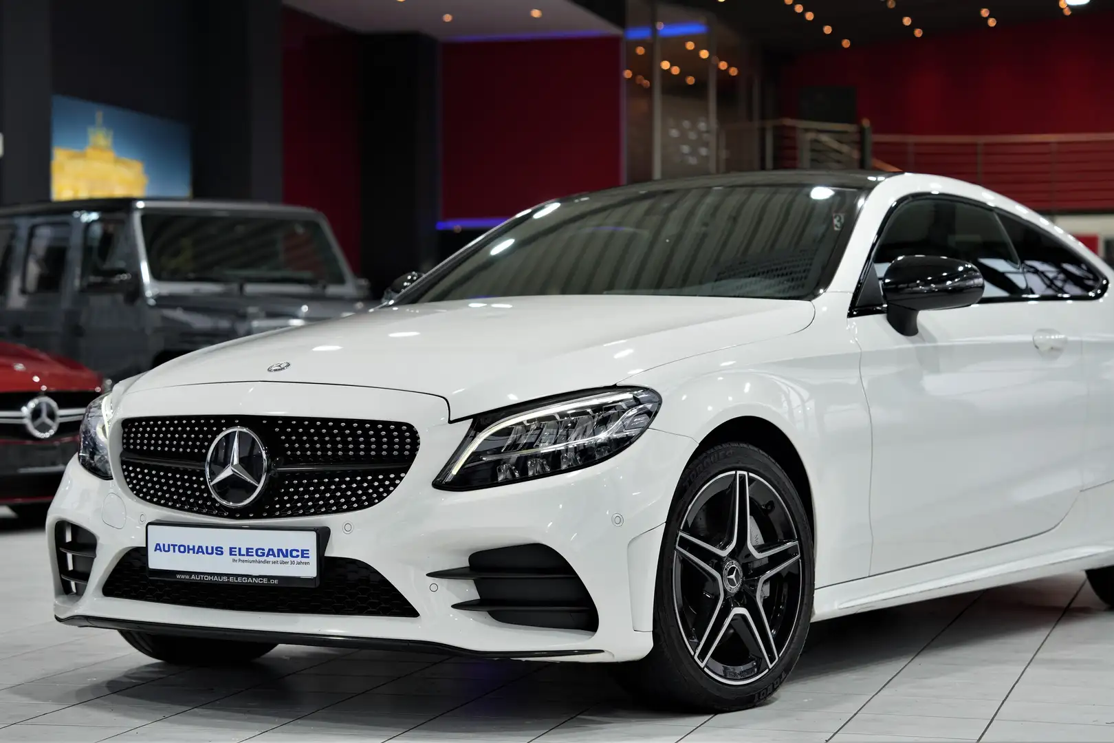 Mercedes-Benz C 400 4Matic*AMG-LINE*NIGHT*PANO*LED* White - 2