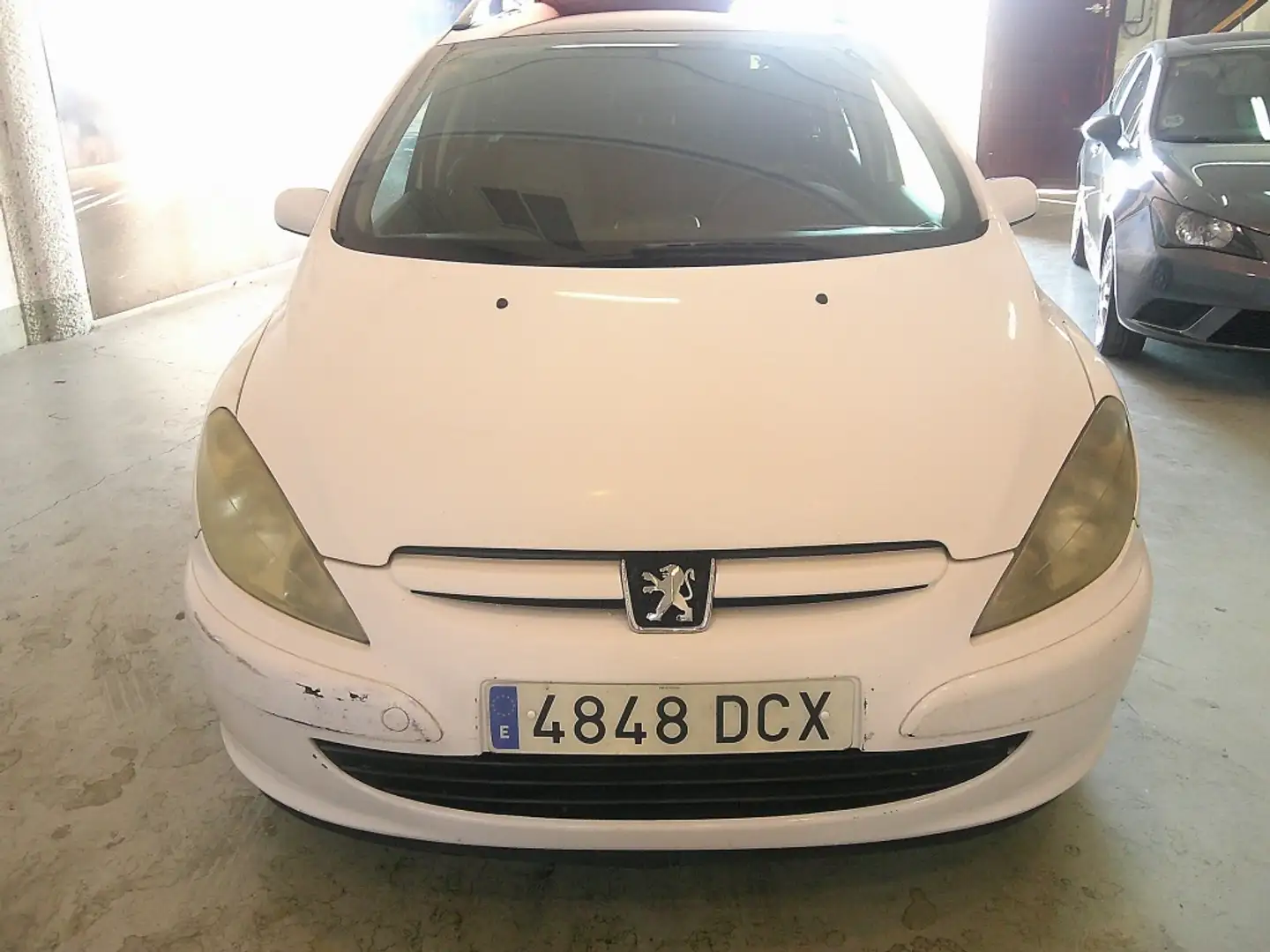 Peugeot 307 SW 2.0HDI Clim Plus Blanco - 2