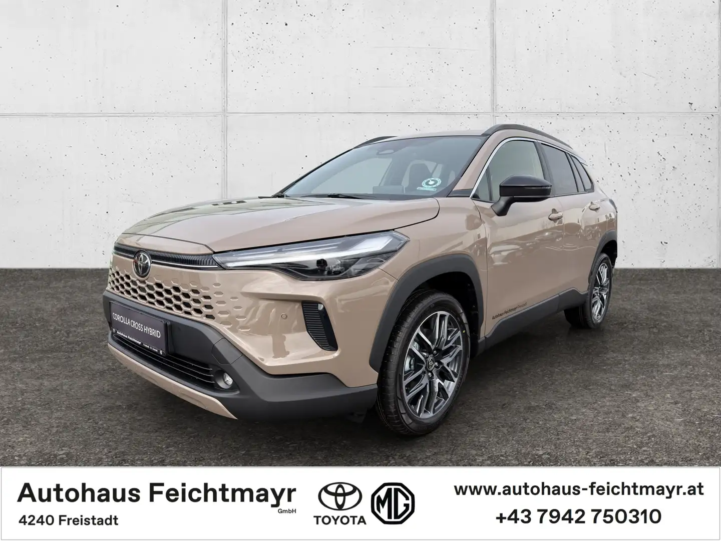 Toyota Corolla Cross 2,0 HYBRID 2WD Teamplayer 5t. Braun - 1