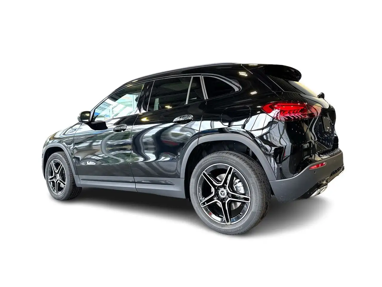 Mercedes-Benz GLA снимка Mercedes-Benz GLA