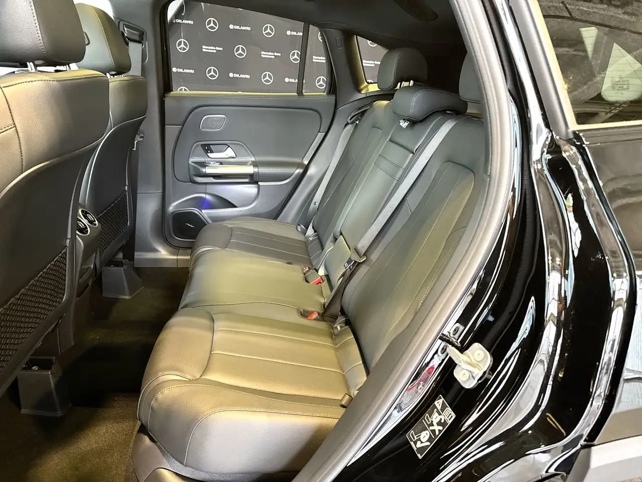 Mercedes-Benz GLA снимка Mercedes-Benz GLA