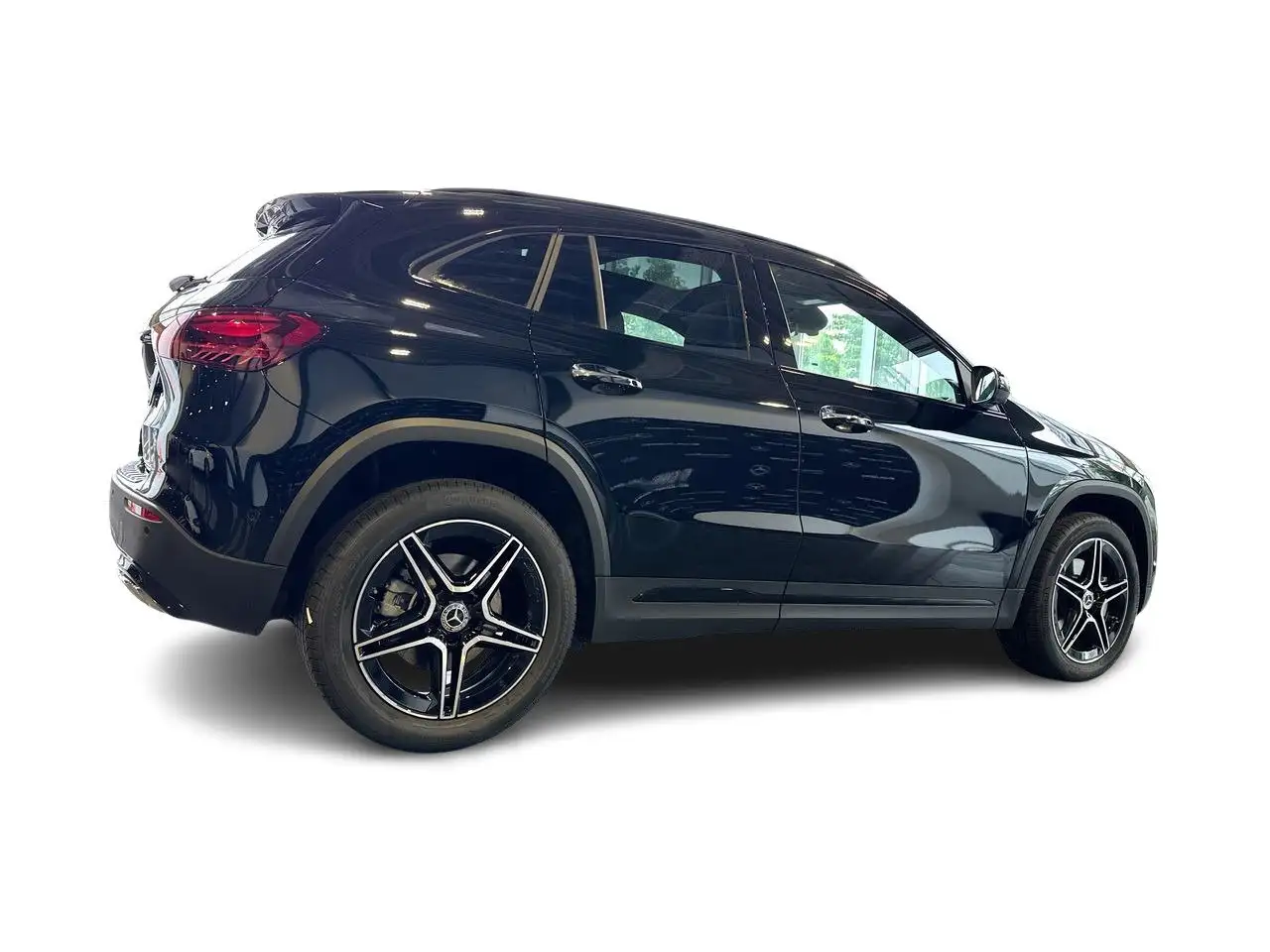 Mercedes-Benz GLA снимка Mercedes-Benz GLA