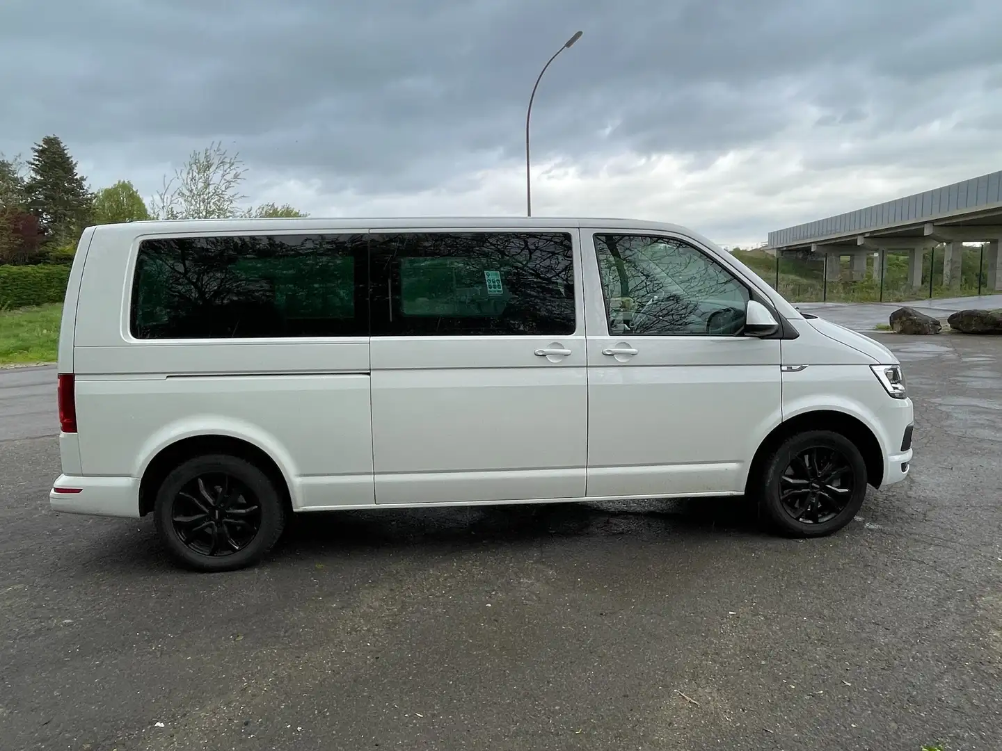 Volkswagen T6 Multivan comfortline lang TDI DSG 4M Weiß - 2