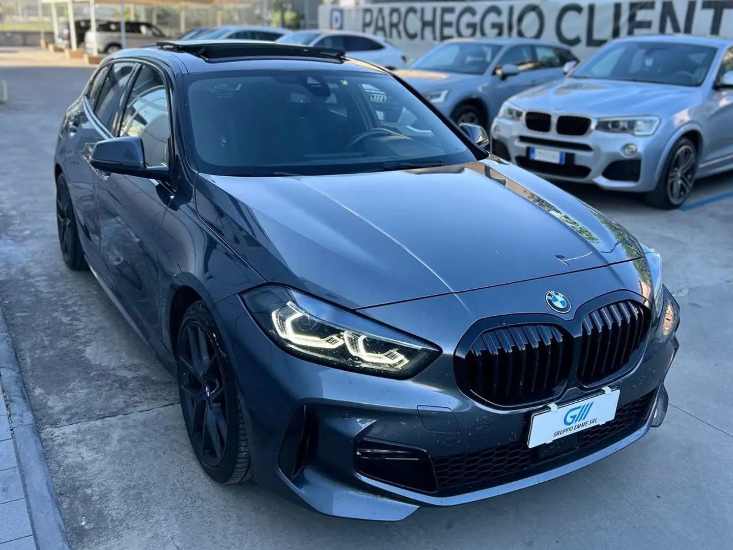 BMW 118 Serie 1 F40 118d Msport auto Grigio - 2