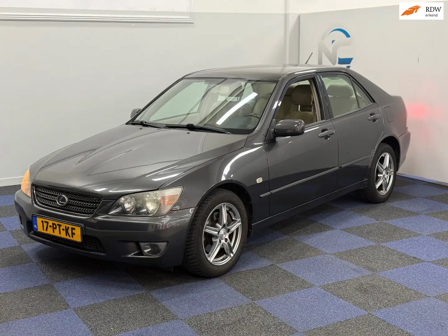 Lexus IS 200 Business Solution / AUTOMAAT / NAP / NIEUWE APK Gris - 1