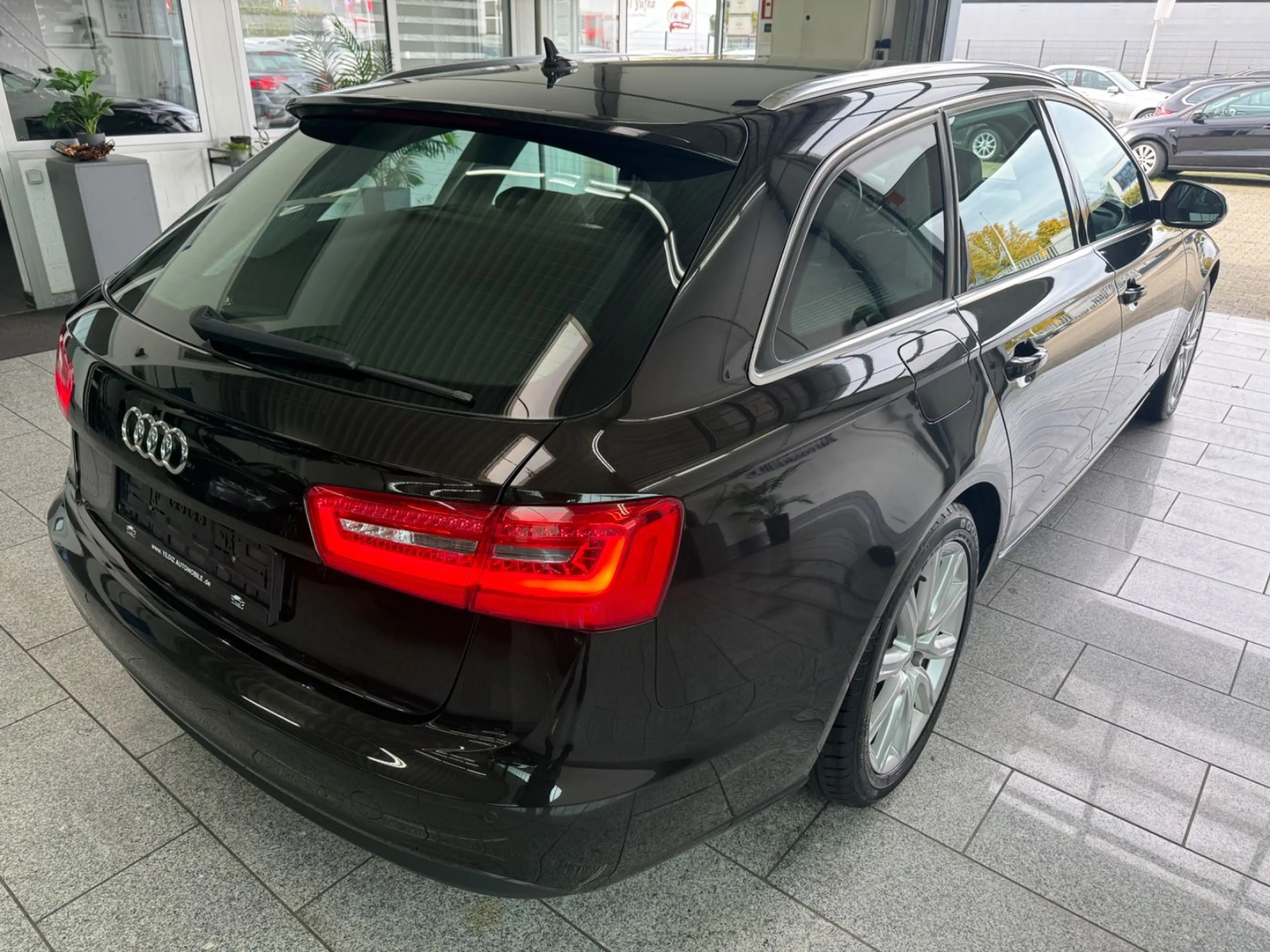 Audi A6 Avant 2.0 TDI*AUTO*BI-XN*NAV*TMP*LEDR*CAM*AHK — photo 7