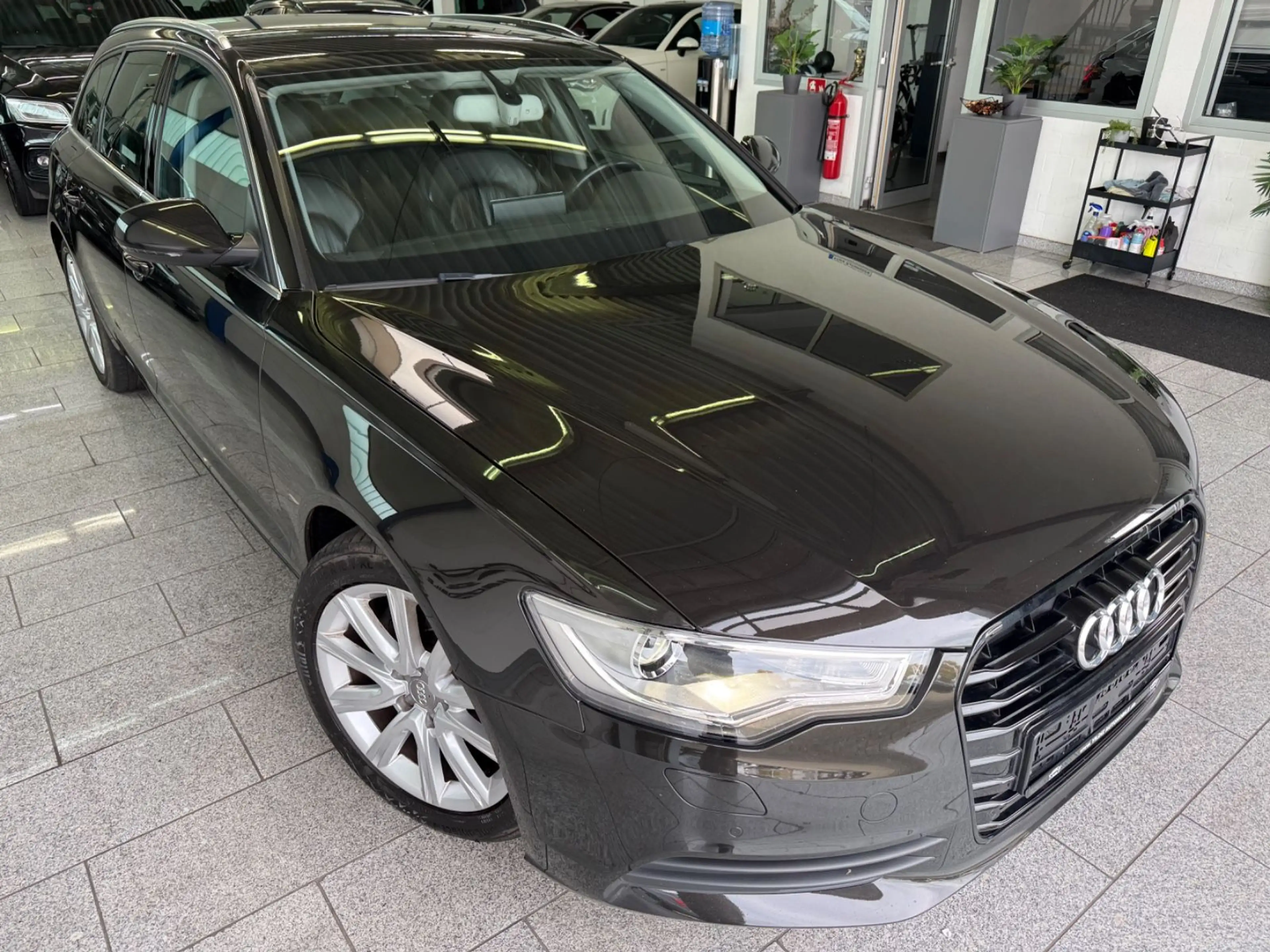 Audi A6 Avant 2.0 TDI*AUTO*BI-XN*NAV*TMP*LEDR*CAM*AHK — photo 4