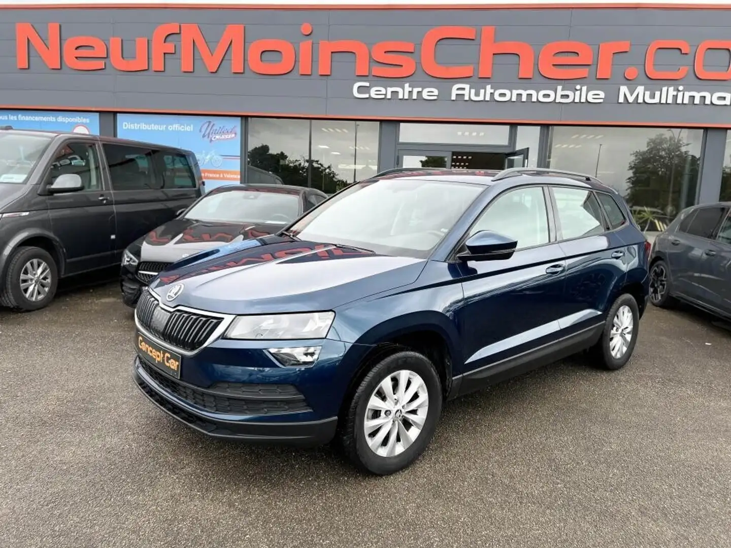 Skoda Karoq Ambition 1.6 TDI 116cv DSG7 + Régulateur adaptatif + Sound system Canton + Virtual Cockpit Bleu - 1