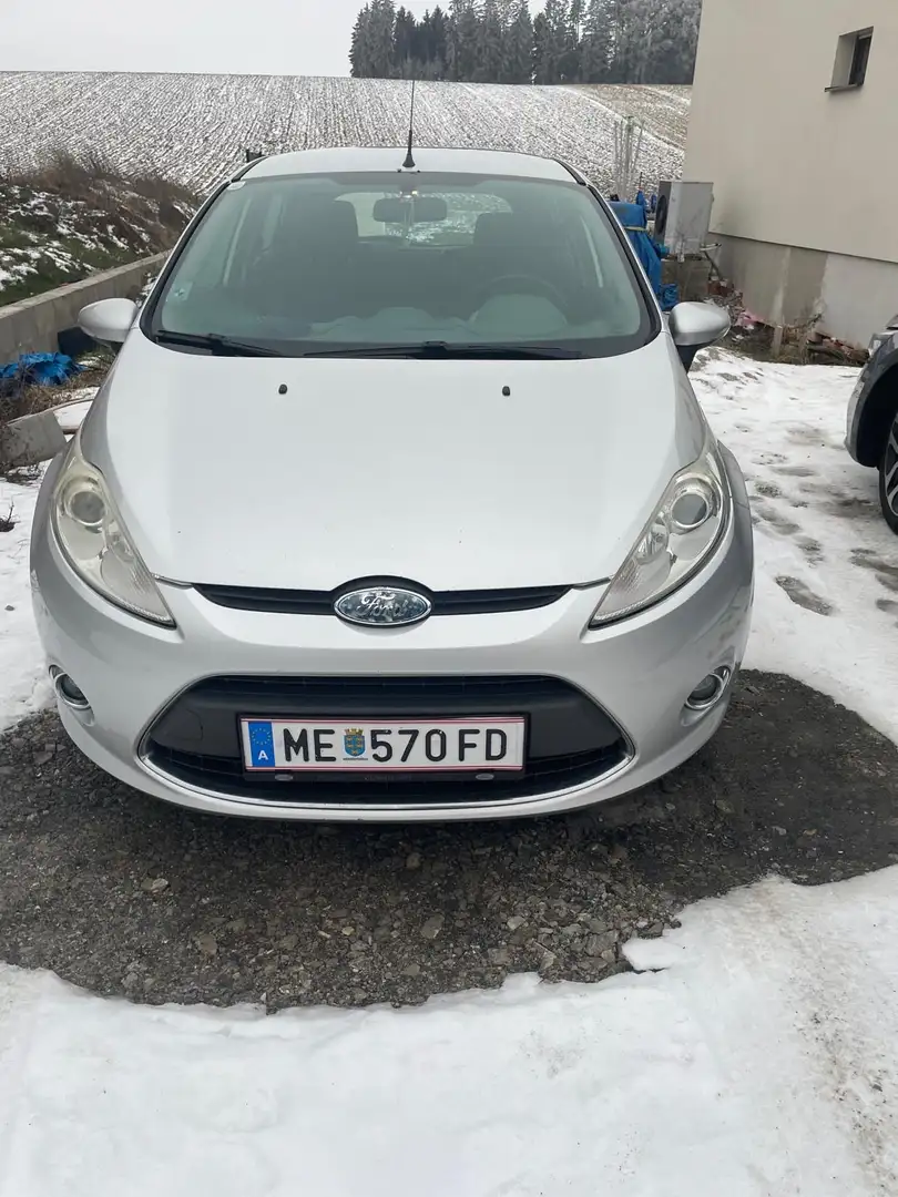 Ford Fiesta Ghia - 1